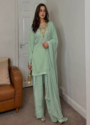 mint green embroidered kurta set with dupatta 1