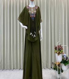 green embroidered kaftan set