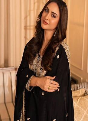 black georgette embroidered suit 2