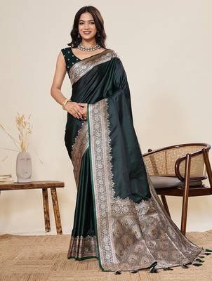 green art silk woven kanjivaram silk saree with blouses 1