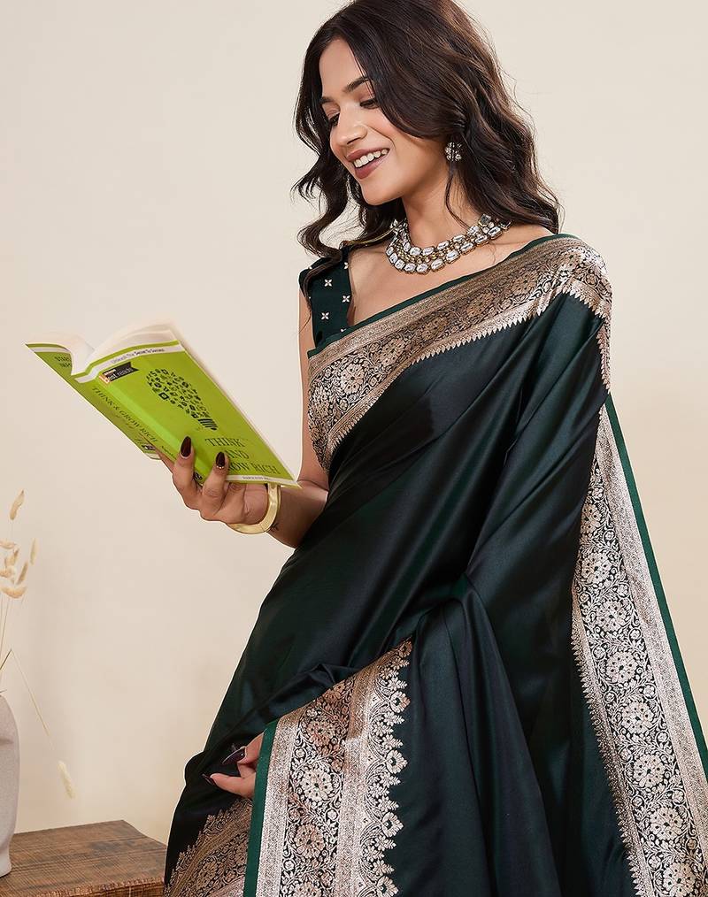 green art silk woven kanjivaram silk saree with blouses