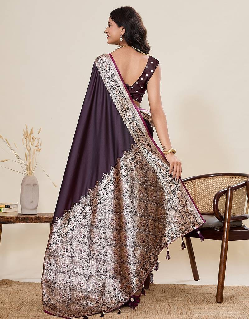 purple art silk woven kanjivaram silk saree with blouses