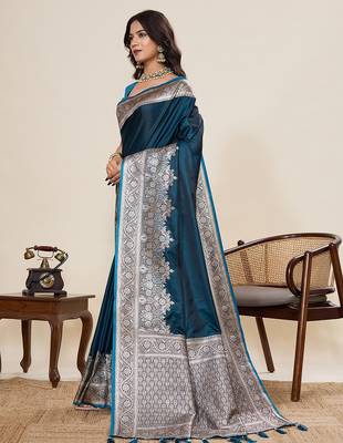 blue art silk woven kanjivaram silk saree with blouses 2