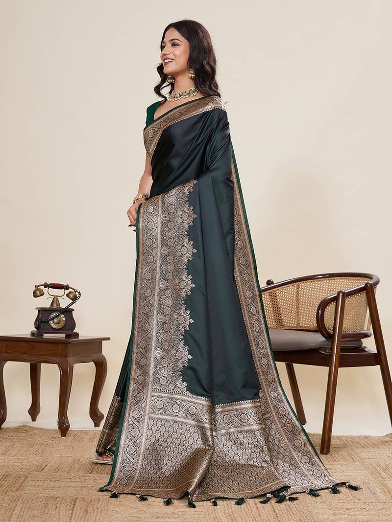 green art silk woven kanjivaram silk saree with blouses