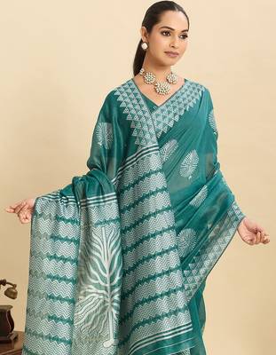 rama green art silk woven kanjivaram silk saree with blouses 5