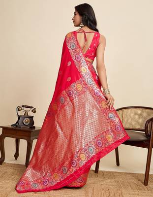 pink art silk woven kanjivaram silk saree with blouses 3