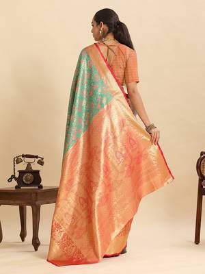 green art silk woven kanjivaram silk saree with blouses 3