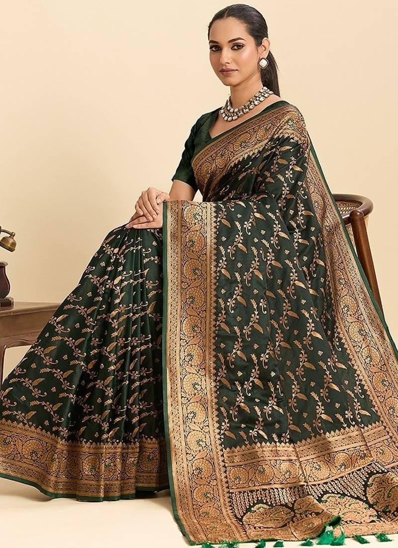 green art silk woven kanjivaram silk saree with blouses