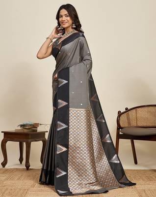 black art silk woven kanjivaram silk saree with blouses 2