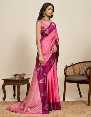 pink art silk woven kanjivaram silk saree with blouses 4