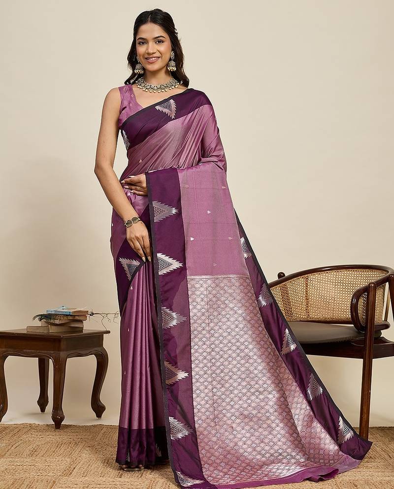 purple art silk woven kanjivaram silk saree with blouses