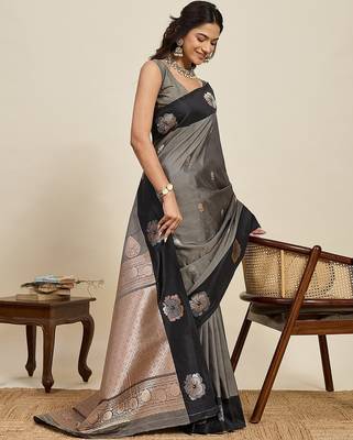 black art silk woven kanjivaram silk saree with blouses 4