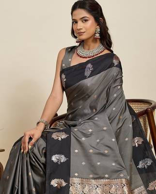 black art silk woven kanjivaram silk saree with blouses 5
