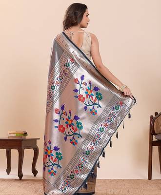 blue art silk woven kanjivaram silk saree with blouses 3