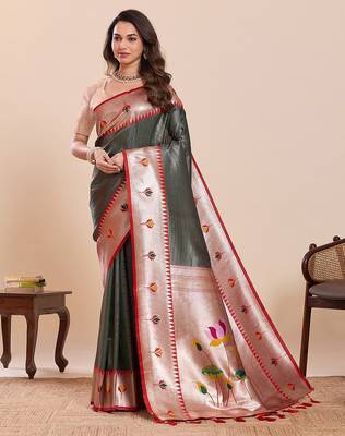 green art silk woven kanjivaram silk saree with blouses 1
