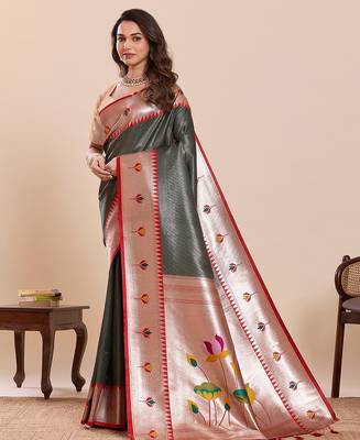 green art silk woven kanjivaram silk saree with blouses 2