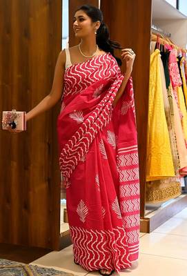 red printed pure cotton red saree with blouse 3