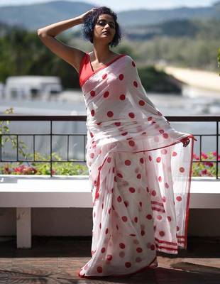 white printed pure cotton white saree with blouse 4