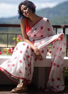 white printed pure cotton white saree with blouse 5