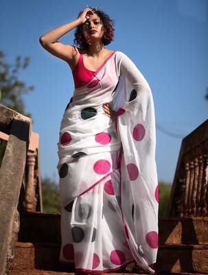 white printed pure cotton white saree with blouse 1