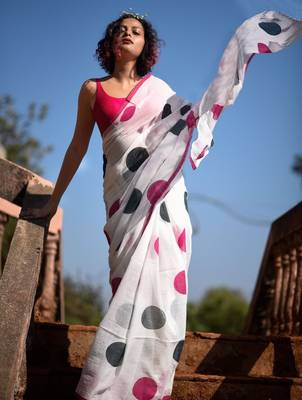 white printed pure cotton white saree with blouse 4
