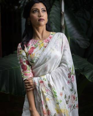 white printed pure cotton white saree with blouse 2