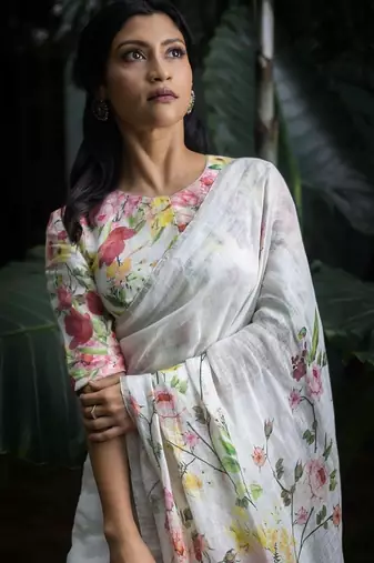white printed pure cotton white saree with blouse