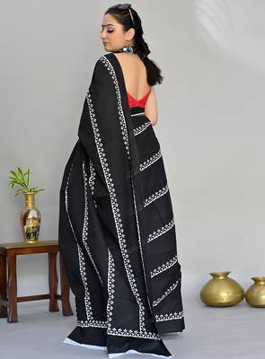 black printed pure cotton black saree with blouse 5