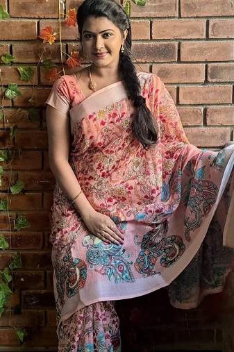 peach printed pure cotton peach saree with blouse