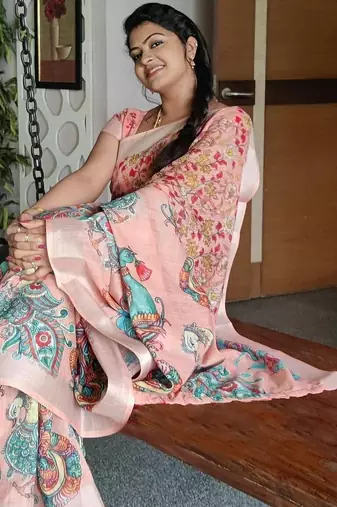 peach printed pure cotton peach saree with blouse