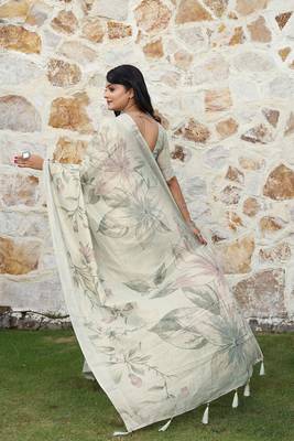 Off white pure cotton printed printed saree with blouses 4