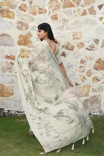 Off white pure cotton printed printed saree with blouses