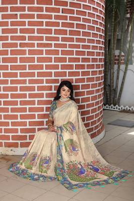 Beige pure cotton printed printed saree with blouses 3