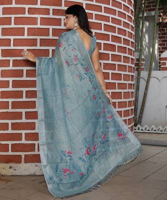 Grey pure cotton printed printed saree with blouses 4