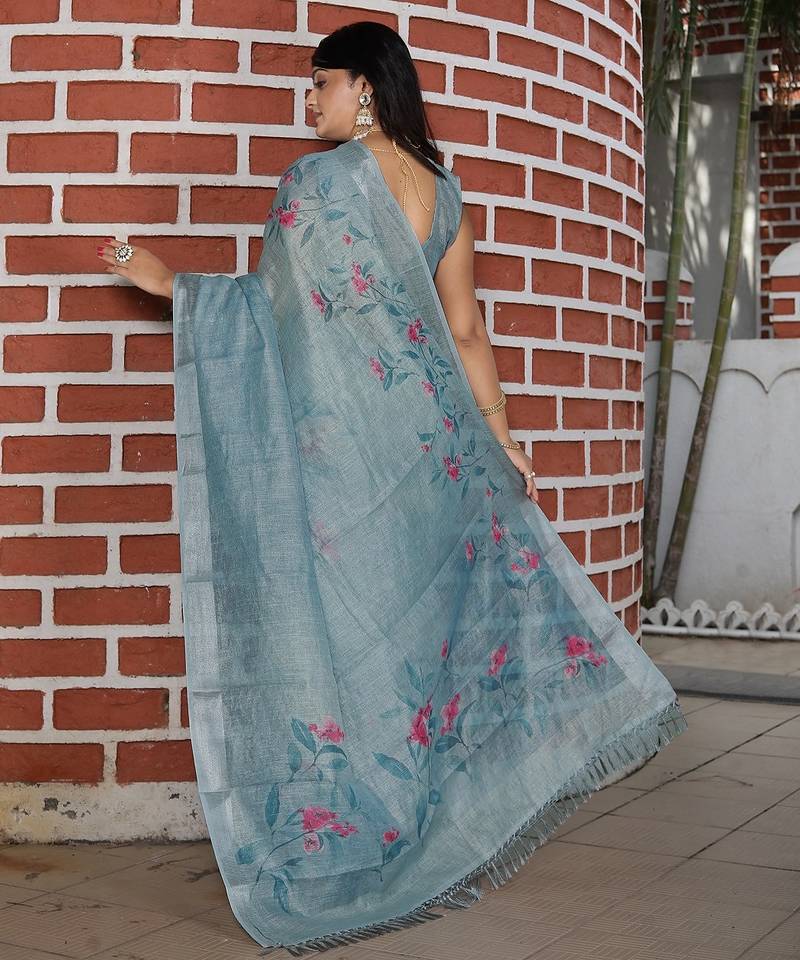 Grey pure cotton printed printed saree with blouses