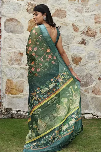 Green pure cotton printed printed saree with blouses