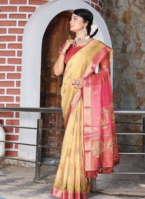 Multicolor pure cotton printed printed saree with blouses 4