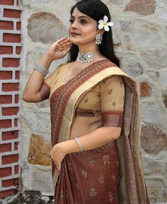 Brown pure cotton printed printed saree with blouses 5