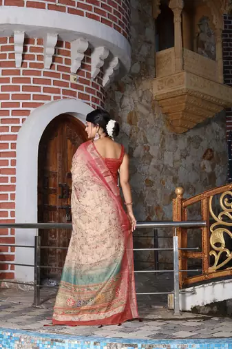Red pure cotton printed printed saree with blouses