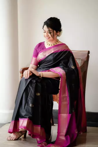 black pink silk blend banarasi saree with unstitched blouse piece