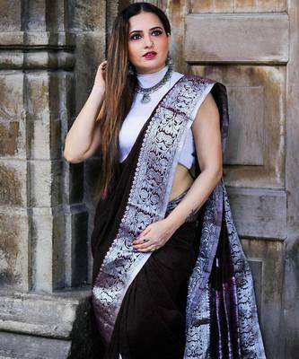black grey silk blend banarasi saree with unstitched blouse piece 2