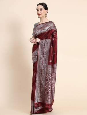 marroon grey silk blend banarasi saree with unstitched blouse piece 3