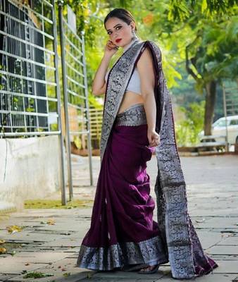 wine silk blend banarasi saree with unstitched blouse piece 2