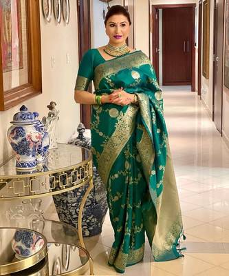 rama silk blend banarasi saree with unstitched blouse piece 1
