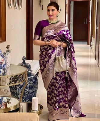 wine silk blend banarasi saree with unstitched blouse piece 1