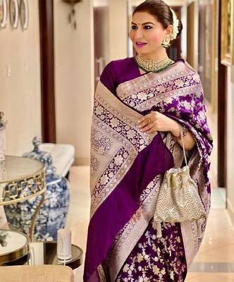 wine silk blend banarasi saree with unstitched blouse piece 2
