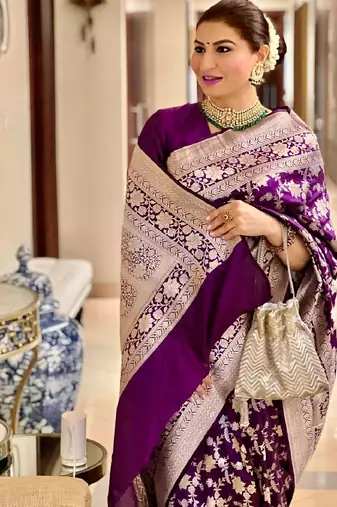wine silk blend banarasi saree with unstitched blouse piece