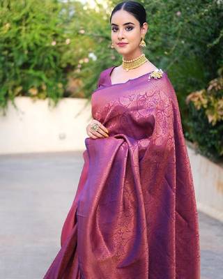 purple silk blend banarasi saree with unstitched blouse piece 4
