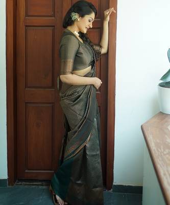green silk blend banarasi saree with unstitched blouse piece 2