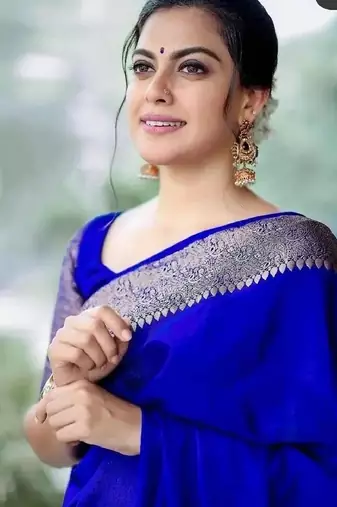Royal blue  soft silk blend banarasi jacuard work designer party wear saree with unstitched blouse piece